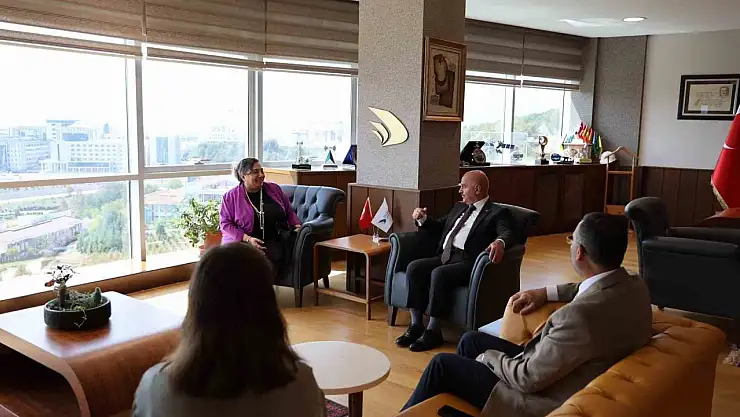 5 yıllık akreditasyon belgesini aldı