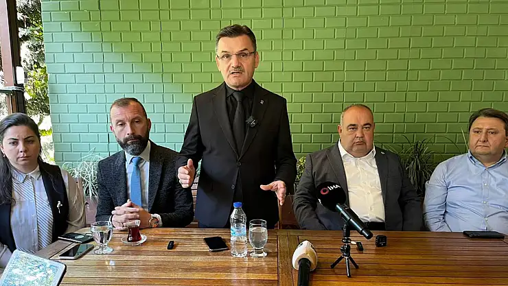 AK Parti'de 3 dönem kuralı işleyecek mi?