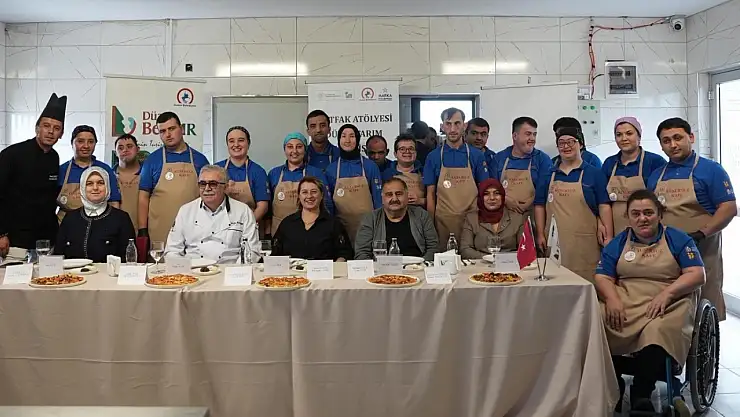 Akademide kusursuz rekabet