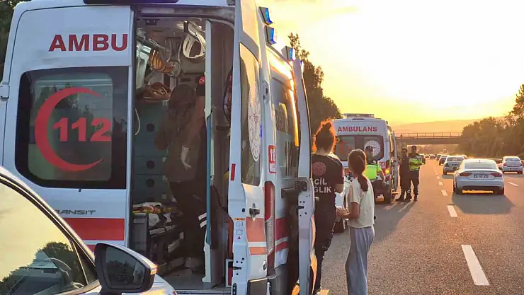 Anadolu Otoyolu'nda zincirleme kaza: 3 yaralı