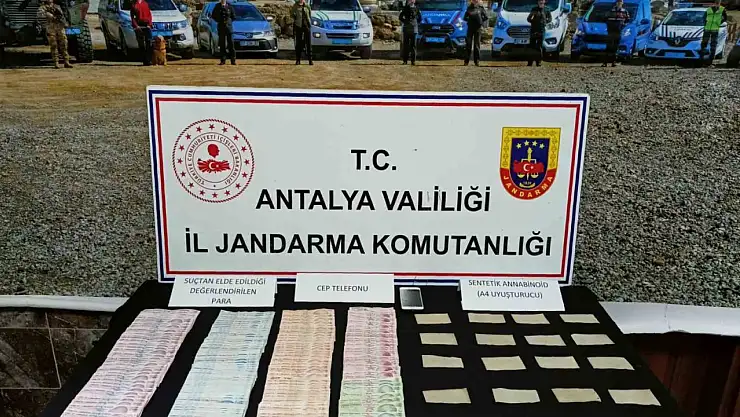 Antalya'da 180 firari şahıs ile uyuşturucu ve kaçakçılık şüphelisi 53 şahıs yakalandı