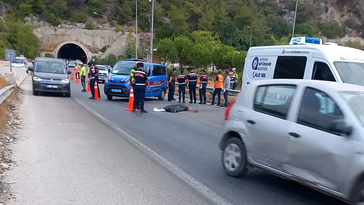Antalya'da motosiklet kazası: 1 ölü
