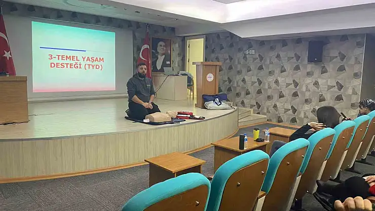 Arama kurtarma ekiplerine ilk yardım eğitimi