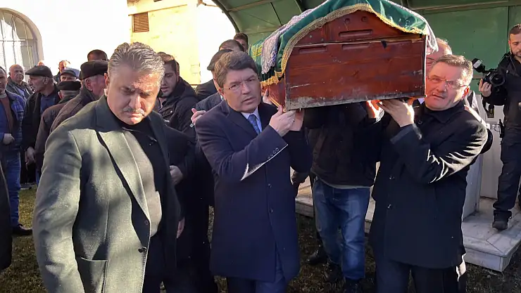 Bakan Tunç Ulus'ta cenaze törenine katıldı