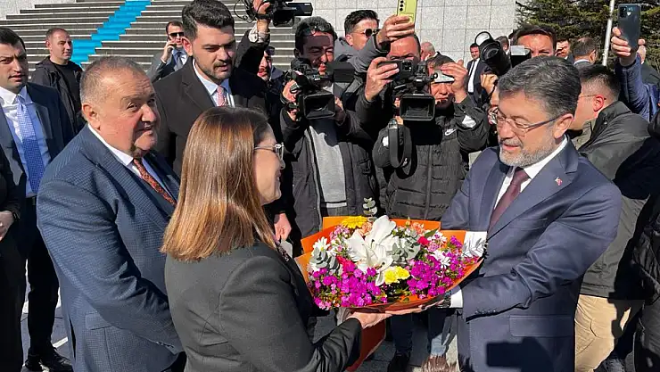 Bakan Yumaklı Bartın'da