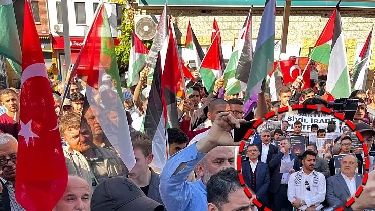 Bartın'da Filistin bayrakları dalgalandı
