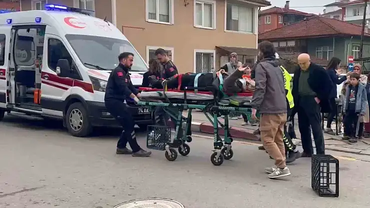 Motosiklet yaya çarptı: 1 yaralı