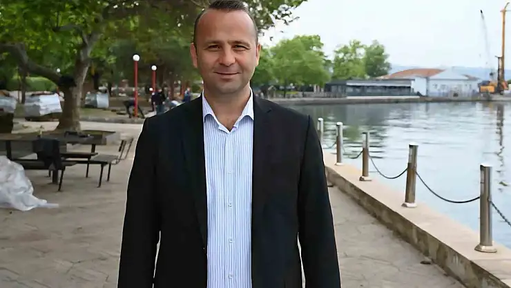 Başarılı müdür Koray Sivrikaya'ya çifte görev