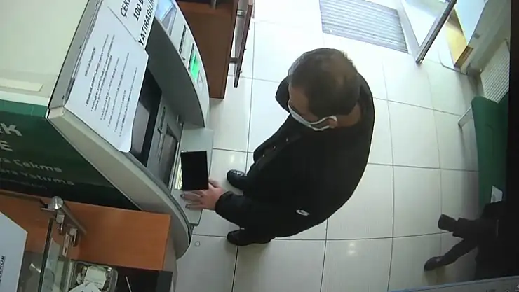 Başkan Yardımcısıyım diye dolandırdı