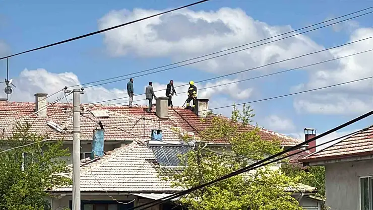Bolu'da 3 katlı evde çıkan baca yangını söndürüldü