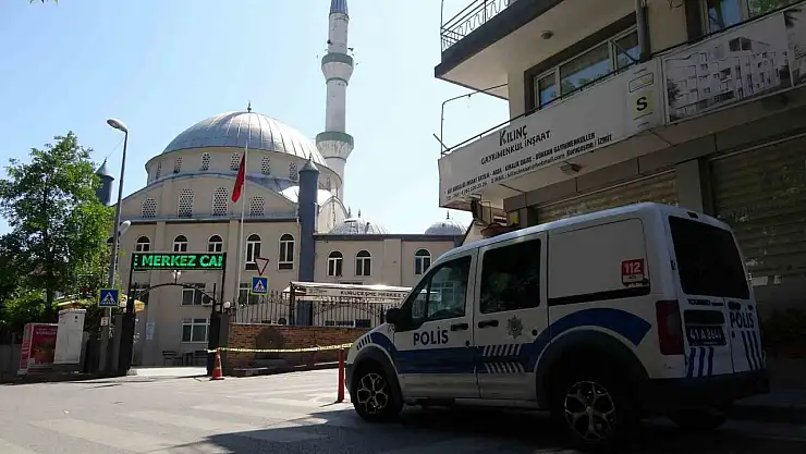 Cami önünde av tüfeğiyle vuruldu