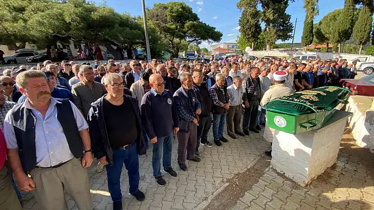 Çanakkale'deki kazada hayatını kaybeden 2 kişi Balıkesir'de toprağa verildi