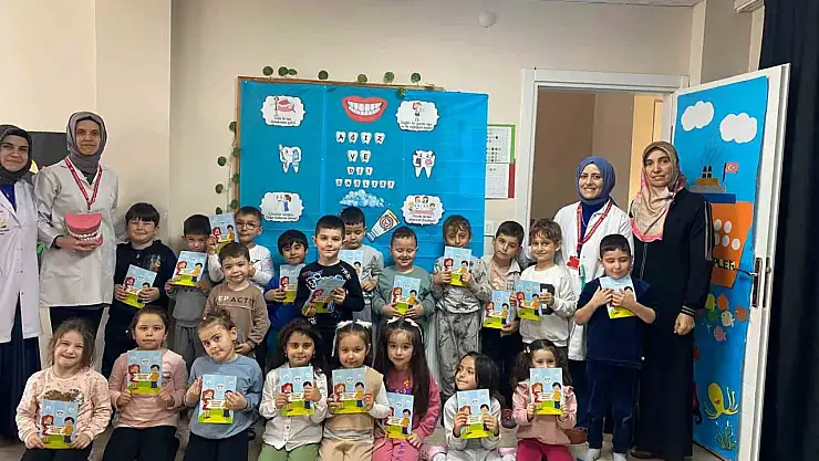 Çilimli'de miniklere sağlıklı gülüşler için eğitim