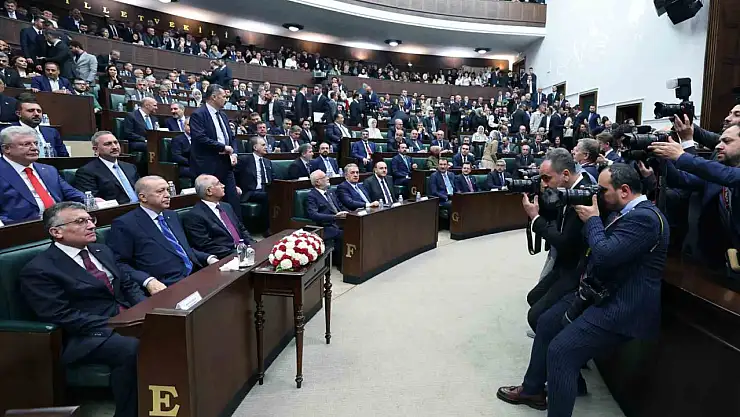 Cumhurbaşkanı Erdoğan: 'Güya her işlerinde şeffaf olacaklardı. Gördük ki bantçı olup çıkmışlar' dedi.