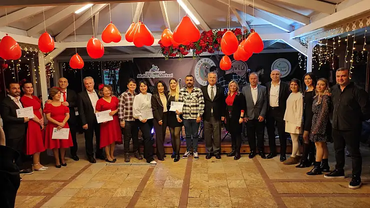 Dans yarışması birincisi Gönül ve Efkan Dombaycı
