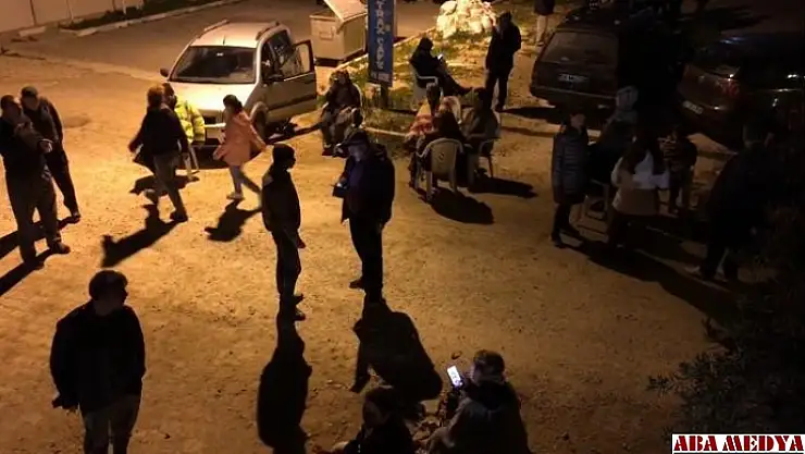 Deprem Mersin'de kuvvetli hissedildi, vatandaşlar panikle sokağa çıktı
