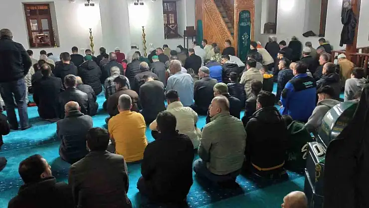 Devrek'te Kadir Gecesi coşku içerisinde idrak edildi