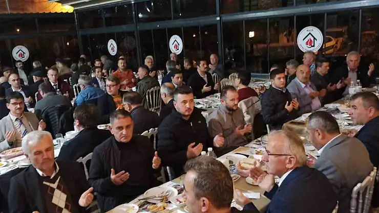 Devrekli muhtarlar iftar yemeğinde bir araya geldiler