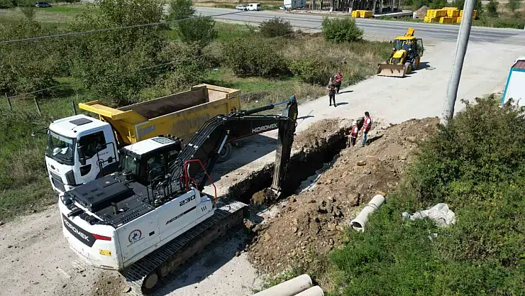 Düzce'de 4 bin 379 metre kanalizasyon hattı çekildi