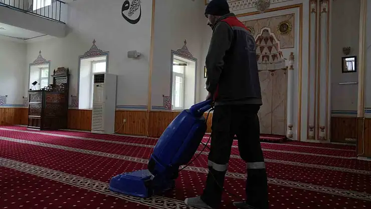 Düzce'de camiler sürekli temizleniyor