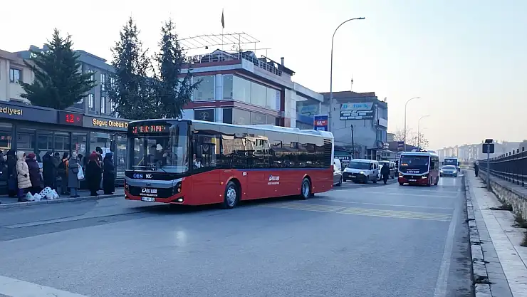 Düzce'de öğrenciye 1 biniş 9.60 lira oldu
