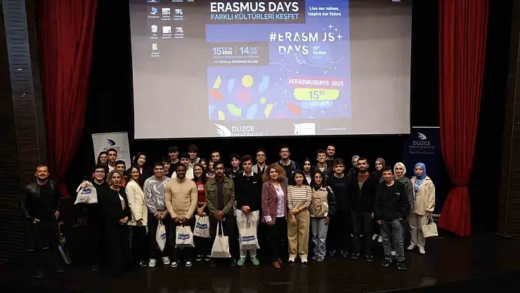 Düzce Üniversitesi'nde ülkelerini tanıttılar