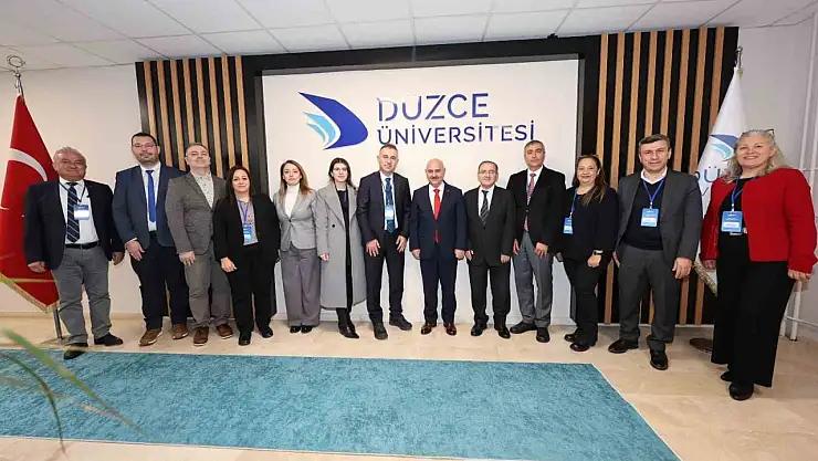Düzce Üniversitesi'nden büyük akreditasyon başarısı