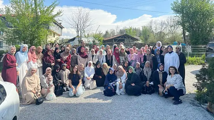 Endonezya'lı öğrenciler Kabagöz Köyü'nde