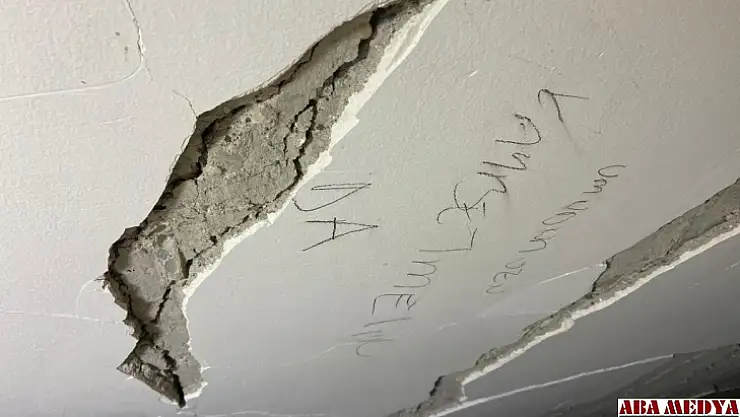 Enkazdayken duvara 'umudunu kaybetme' yazdı, 64 saat sonra 'ışığı' gördü