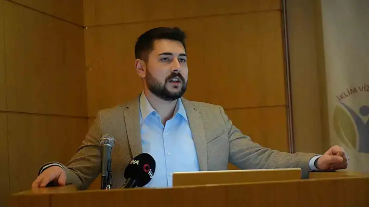 Farklı şehirlerden gelen öğrencilerin kaıldığı iklim çalıştayında sonuç beyannamesi okundu