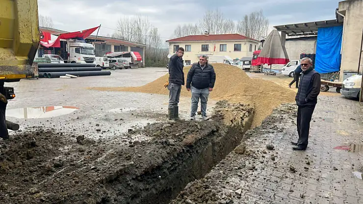 Hal de yağmur suyu hattı çalışması