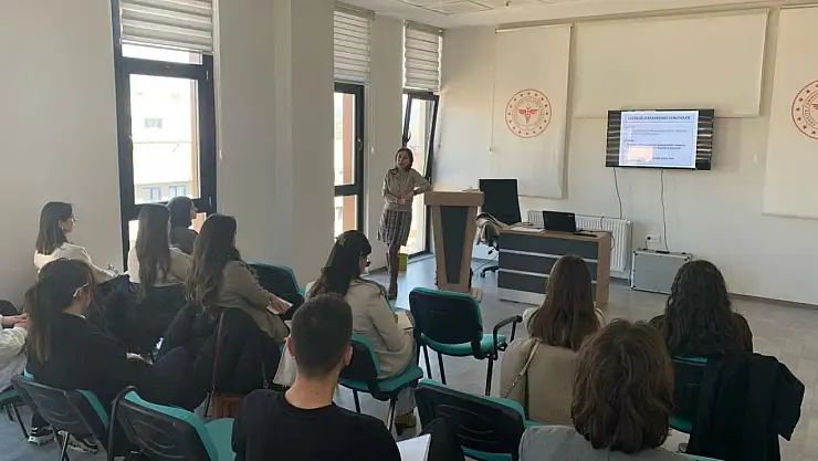 İntiharla mücadele eğitimleri devam ediyor