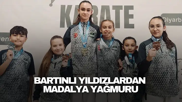 Karate Liginde Madalya Yağmuru