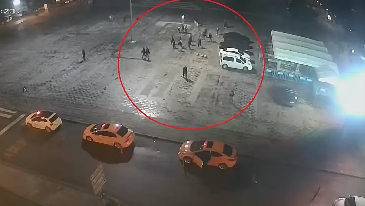 Kardeşiyle görüşmek isteyen şahsı bıçakladı