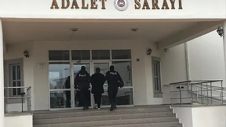 Kastamonu'da 20 yıl hapis cezasıyla aranan hükümlü yakalandı
