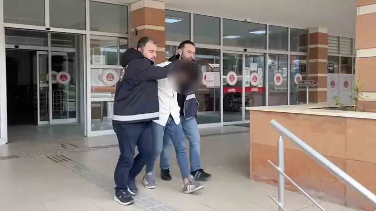 Kastamonu'da çaldıkları araçla yakalanan şüpheli tutuklandı
