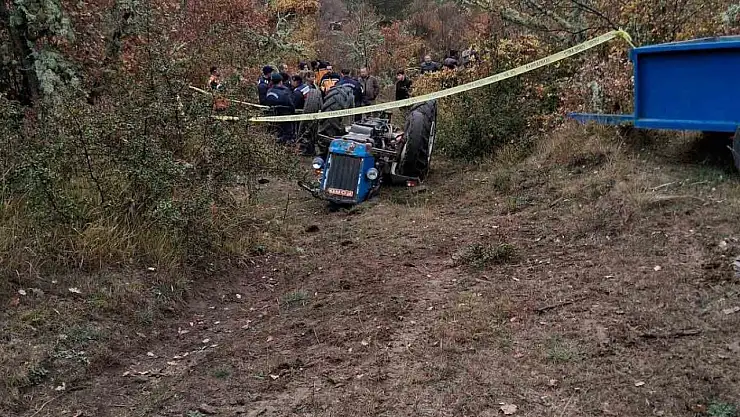 Kastamonu'da devrilen traktörün sürücüsü hayatını kaybetti