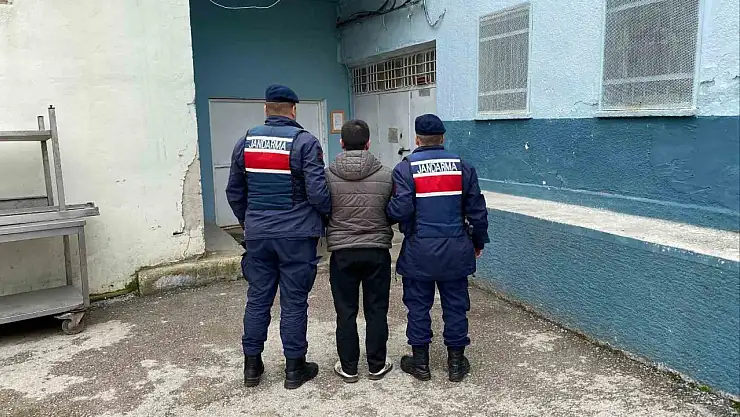 Kastamonu'da dolandırıcılık suçundan aranan şahıs yakalandı
