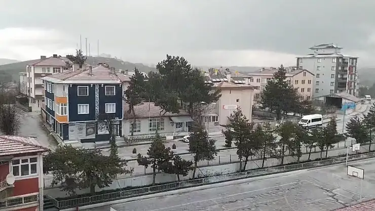 Kastamonu'da dolu yağışı etkili oldu
