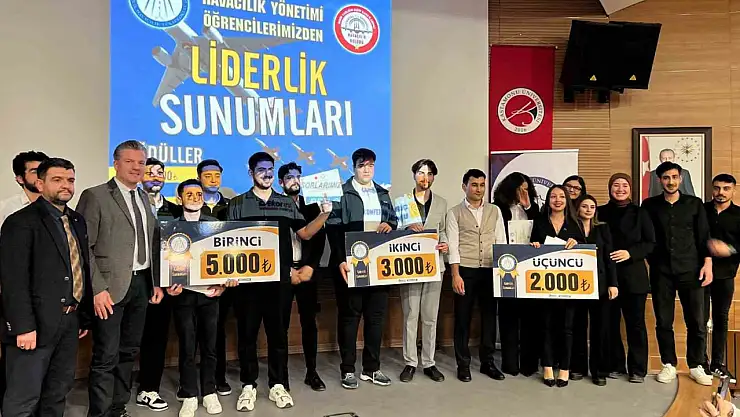 Kastamonu'da üniversite öğrencileri liderlik sunumlarıyla yarıştı