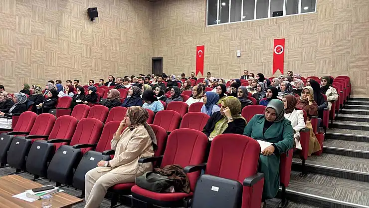 Kastamonu Üniversitesi İlahiyat Fakültesi'nde açılış dersi: