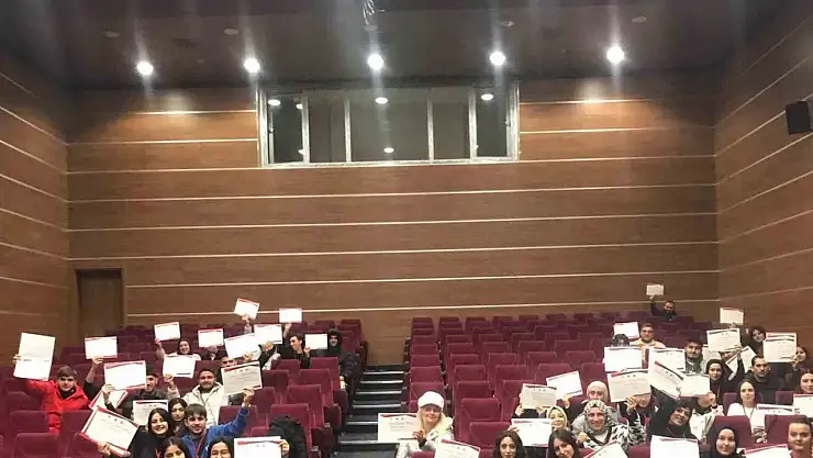 Kastamonu Üniversitesi'nde 'Dijital Medya Okuryazarlığı' eğitimi düzenlendi