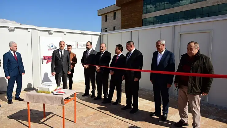 Kastamonu Üniversitesinde Teknofest takımları çalışma atölyesi açıldı