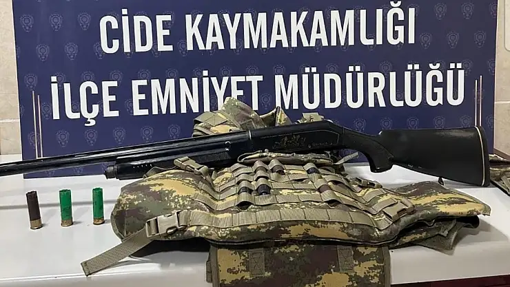 Tüfekle rehin aldı tutuklandı