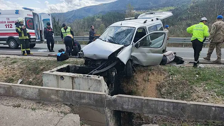 Kazada ağır yaralanan yaşlı kadın hastanede hayatını kaybetti