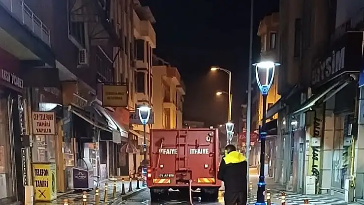 Kent merkezinde temizlik çalışması