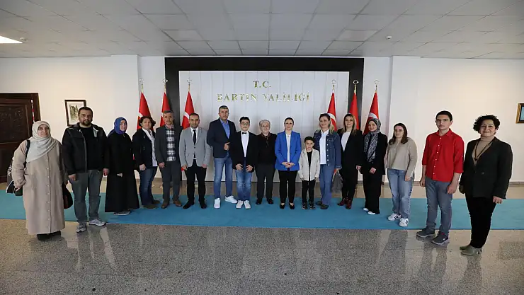 Kitapseverlerden Vali Arslan'a ziyaret