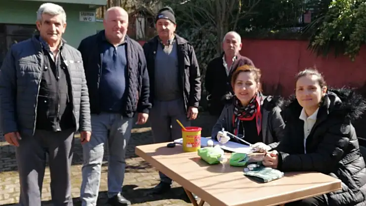 Köy köy gezip sağlık taraması yapıyorlar