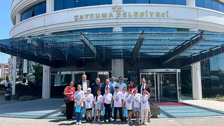 Küçük yüreklerin büyük kardeşlik coşkusu