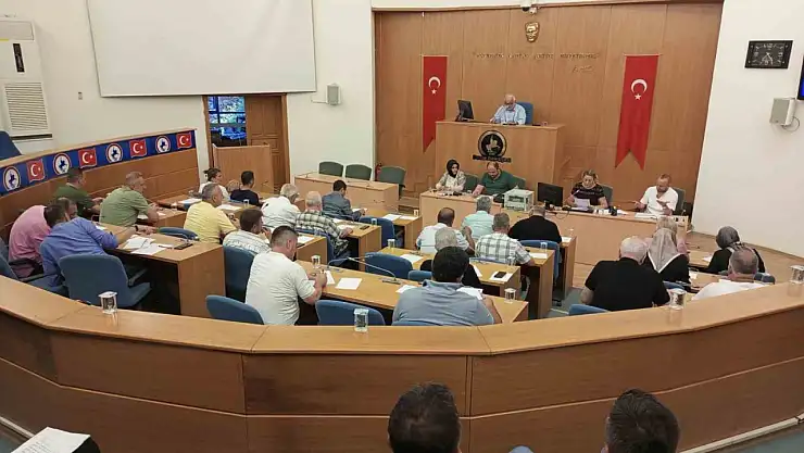 Meclis 28 gündem maddesini görüşte